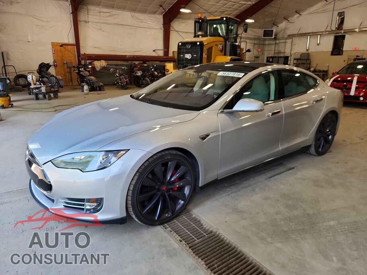 TESLA MODEL S 2014 - 5YJSA1H12EFP43583