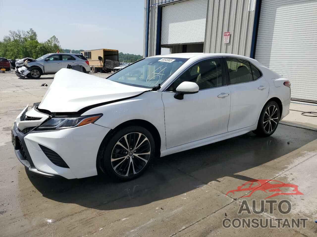 TOYOTA CAMRY 2018 - JTNB11HK3J3020269