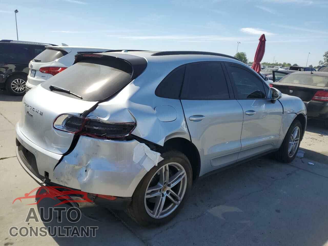 PORSCHE MACAN 2018 - WP1AA2A55JLB02626