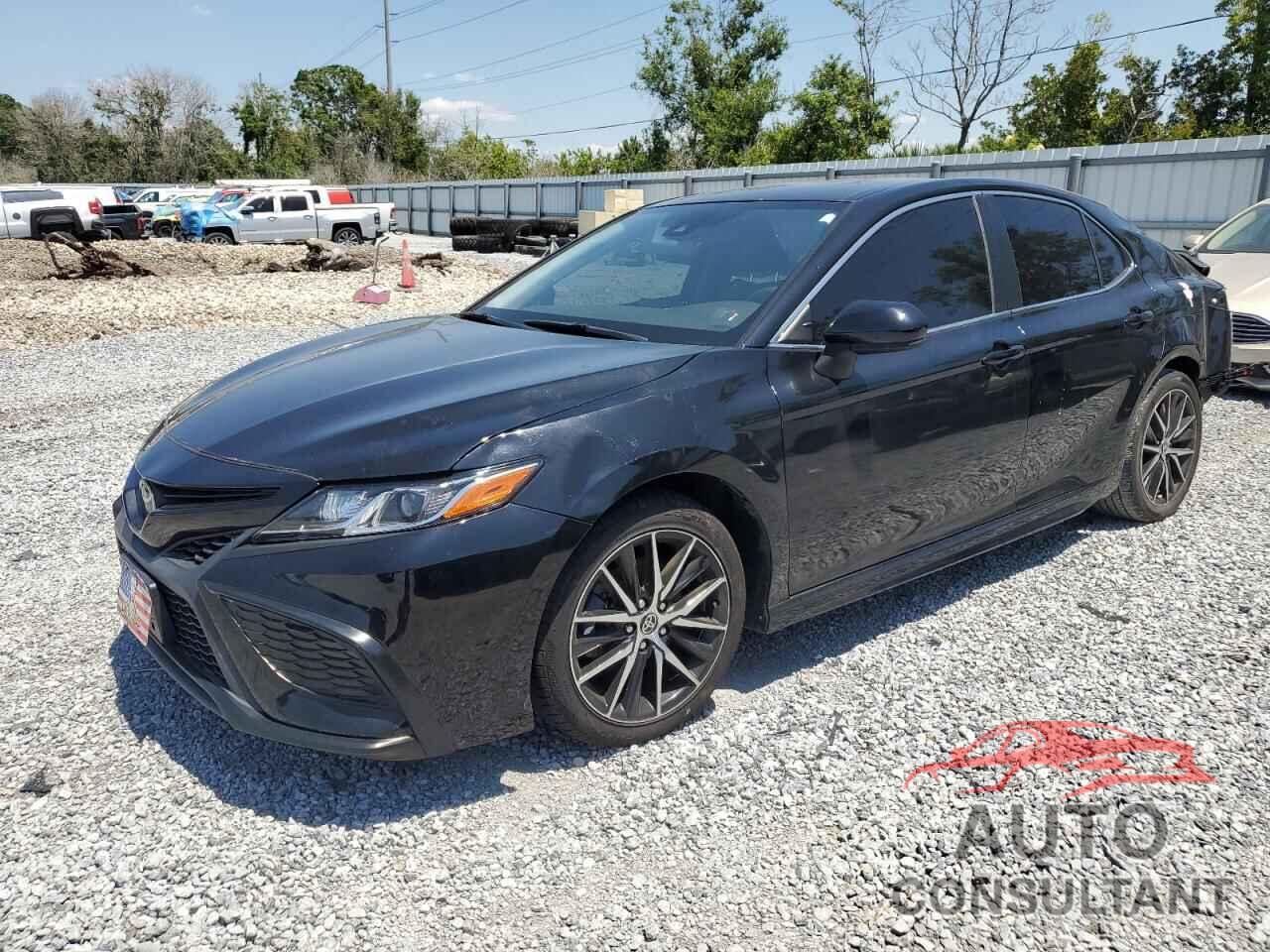 TOYOTA CAMRY 2021 - 4T1G11AK4MU572832