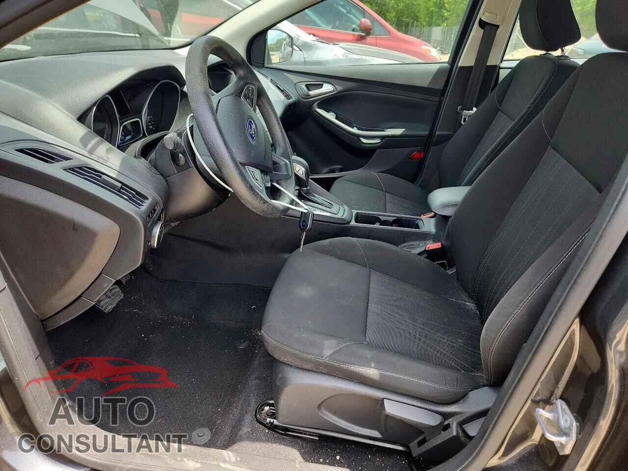 FORD FOCUS 2017 - 1FADP3F20HL234159