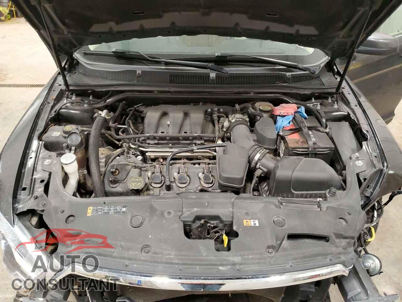 FORD TAURUS 2015 - 1FAHP2E83FG163434