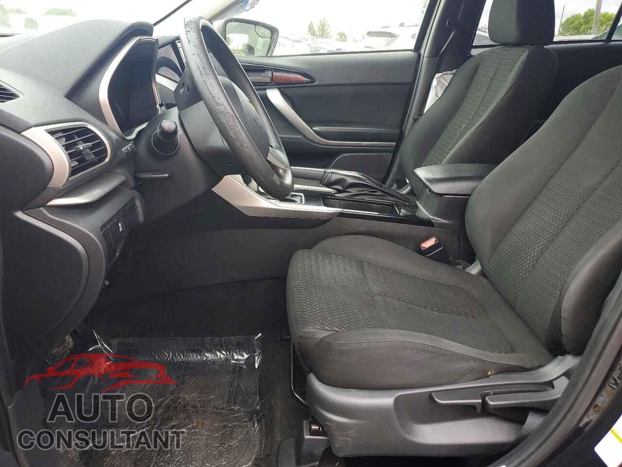 MITSUBISHI ECLIPSE 2019 - JA4AT3AA2KZ033806