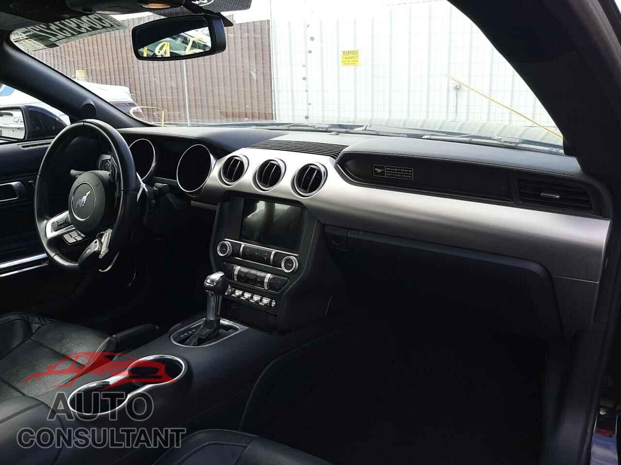 FORD MUSTANG 2020 - 1FA6P8CF2L5136020
