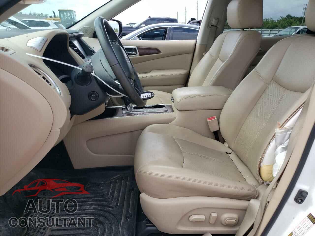 NISSAN PATHFINDER 2017 - 5N1DR2MN8HC625180