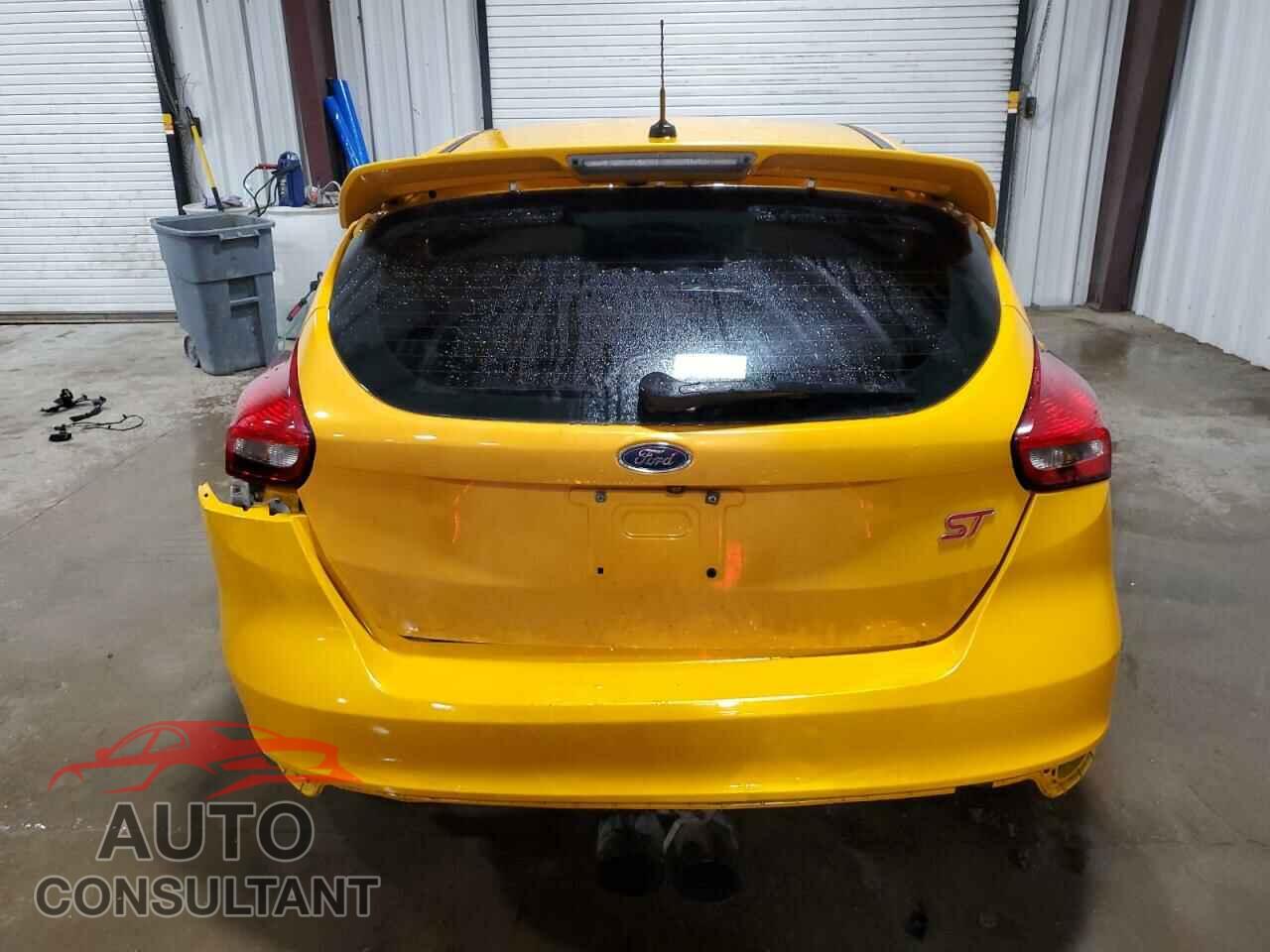 FORD FOCUS 2015 - 1FADP3L99FL333738