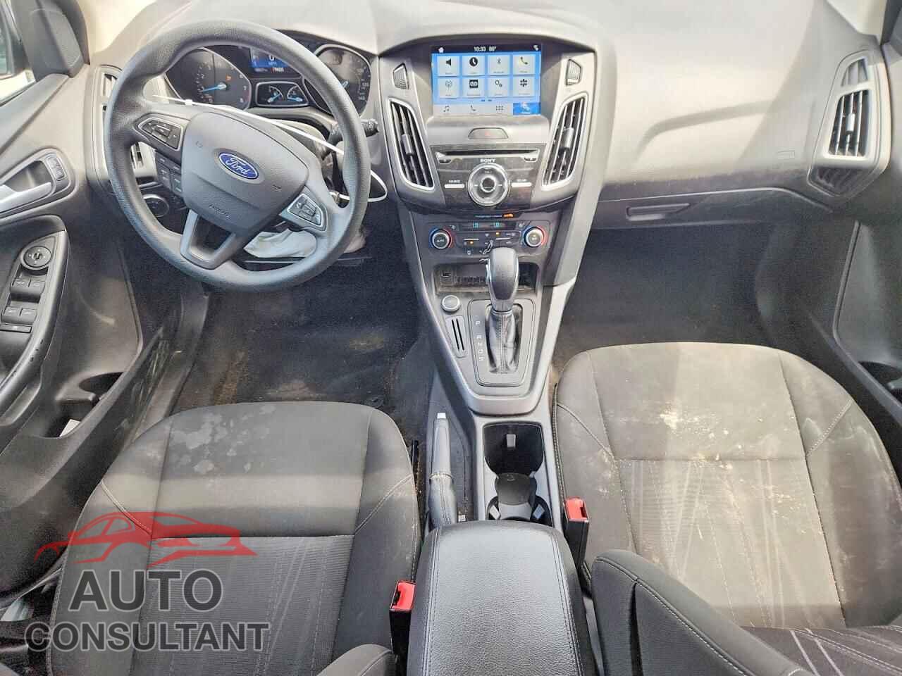 FORD FOCUS 2017 - 1FADP3M2XHL323174