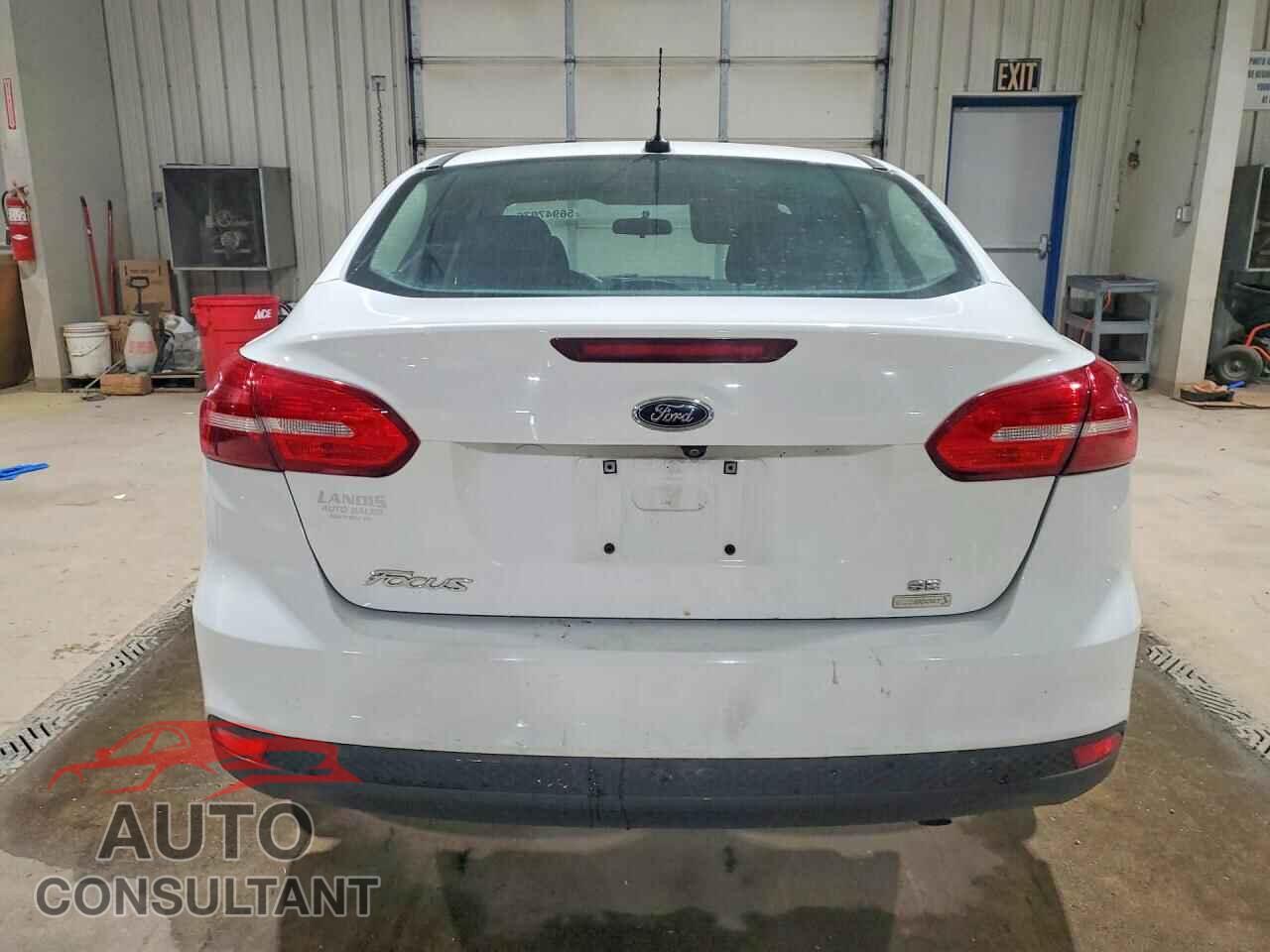FORD FOCUS 2017 - 1FADP3FE5HL251002
