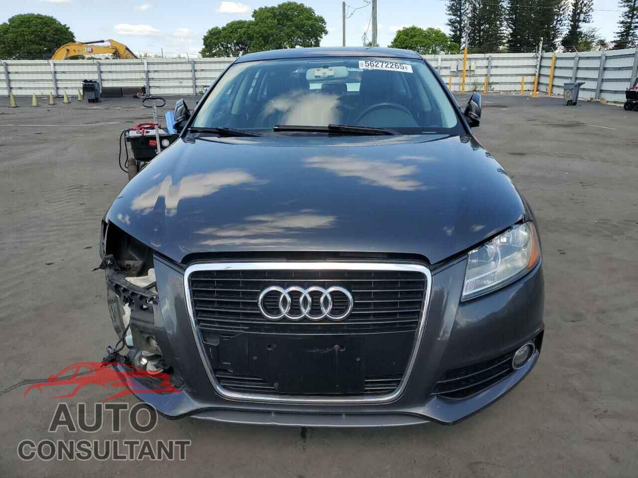 AUDI A3 2013 - WAUBEAFM9DA002921