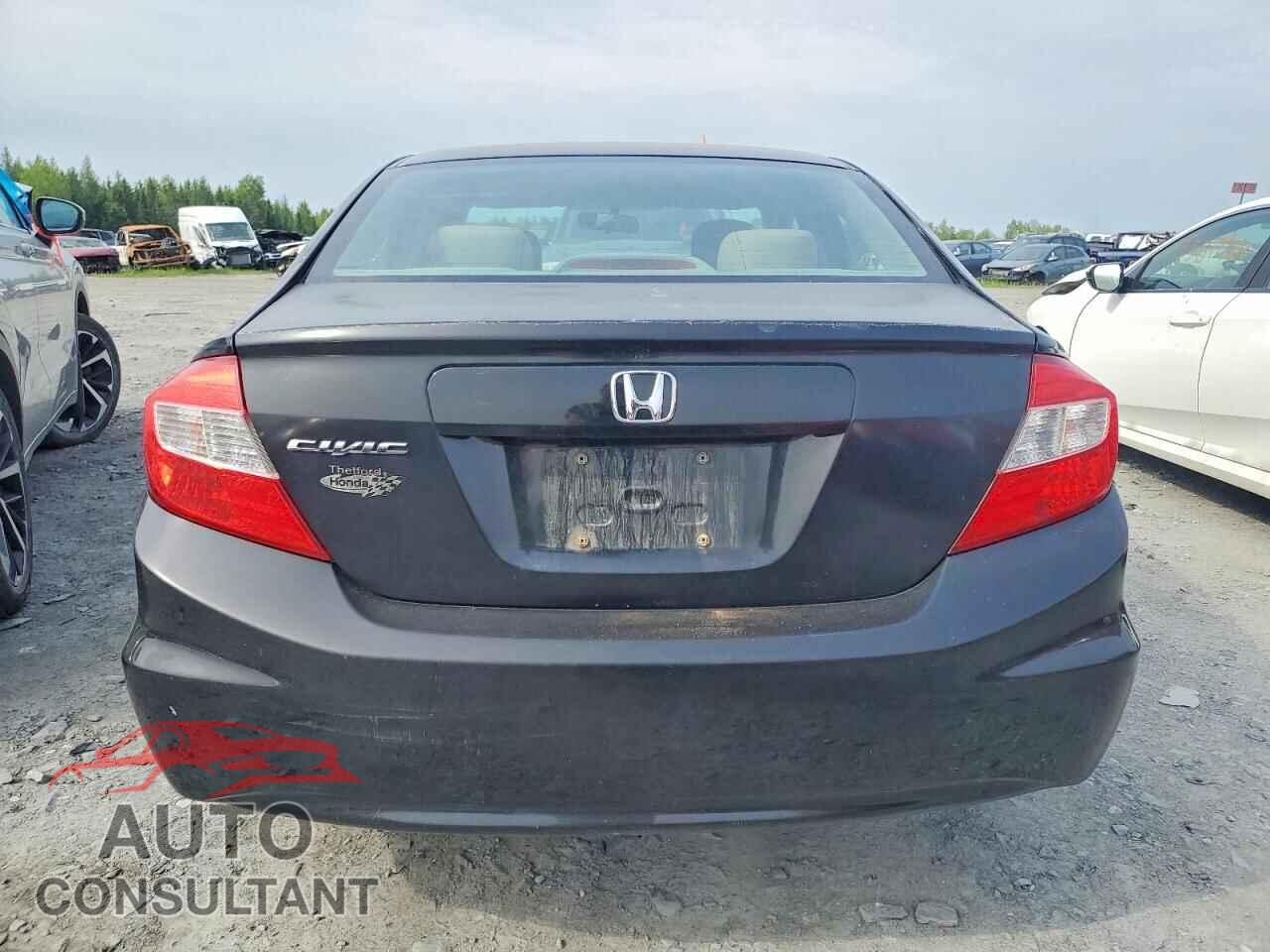 HONDA CIVIC 2012 - 2HGFB2F55CH030308
