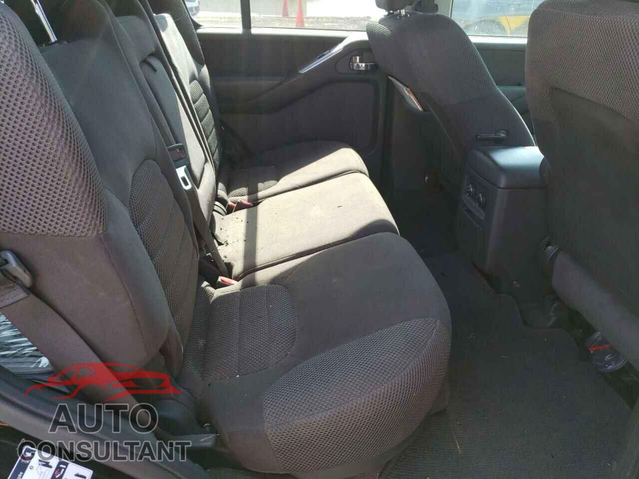 NISSAN PATHFINDER 2011 - 5N1AR1NN4BC624045