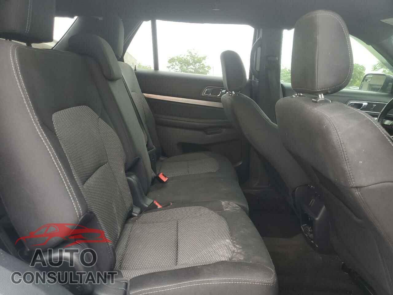 FORD EXPLORER 2018 - 1FM5K7D86JGB86933