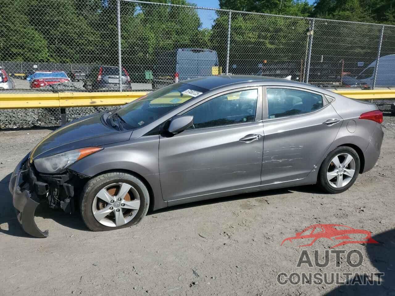 HYUNDAI ELANTRA 2013 - 5NPDH4AE8DH454601