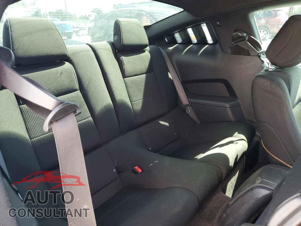 FORD MUSTANG 2012 - 1ZVBP8AM2C5266810