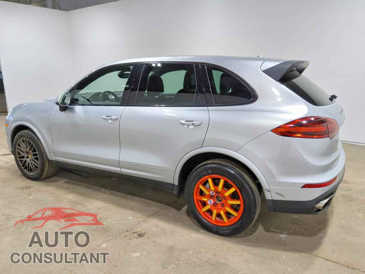 PORSCHE CAYENNE 2017 - WP1AA2A23HKA86464