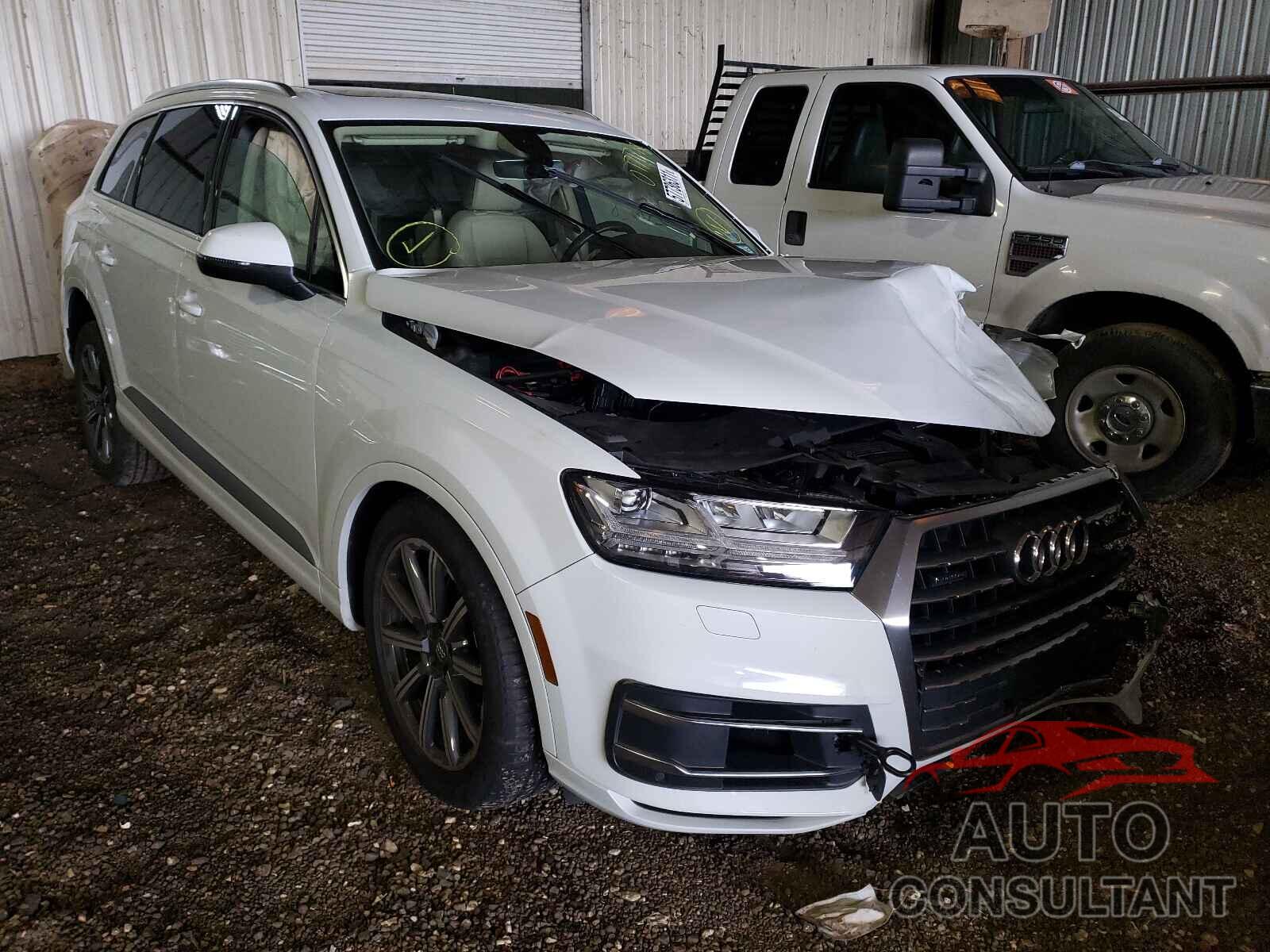 AUDI Q7 2018 - WA1LAAF78JD017718