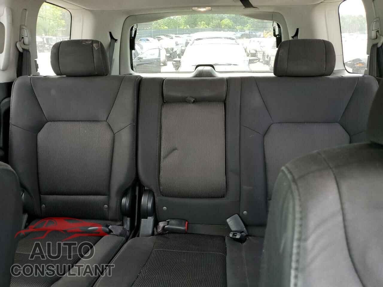 HONDA PILOT 2011 - 5FNYF4H43BB097148