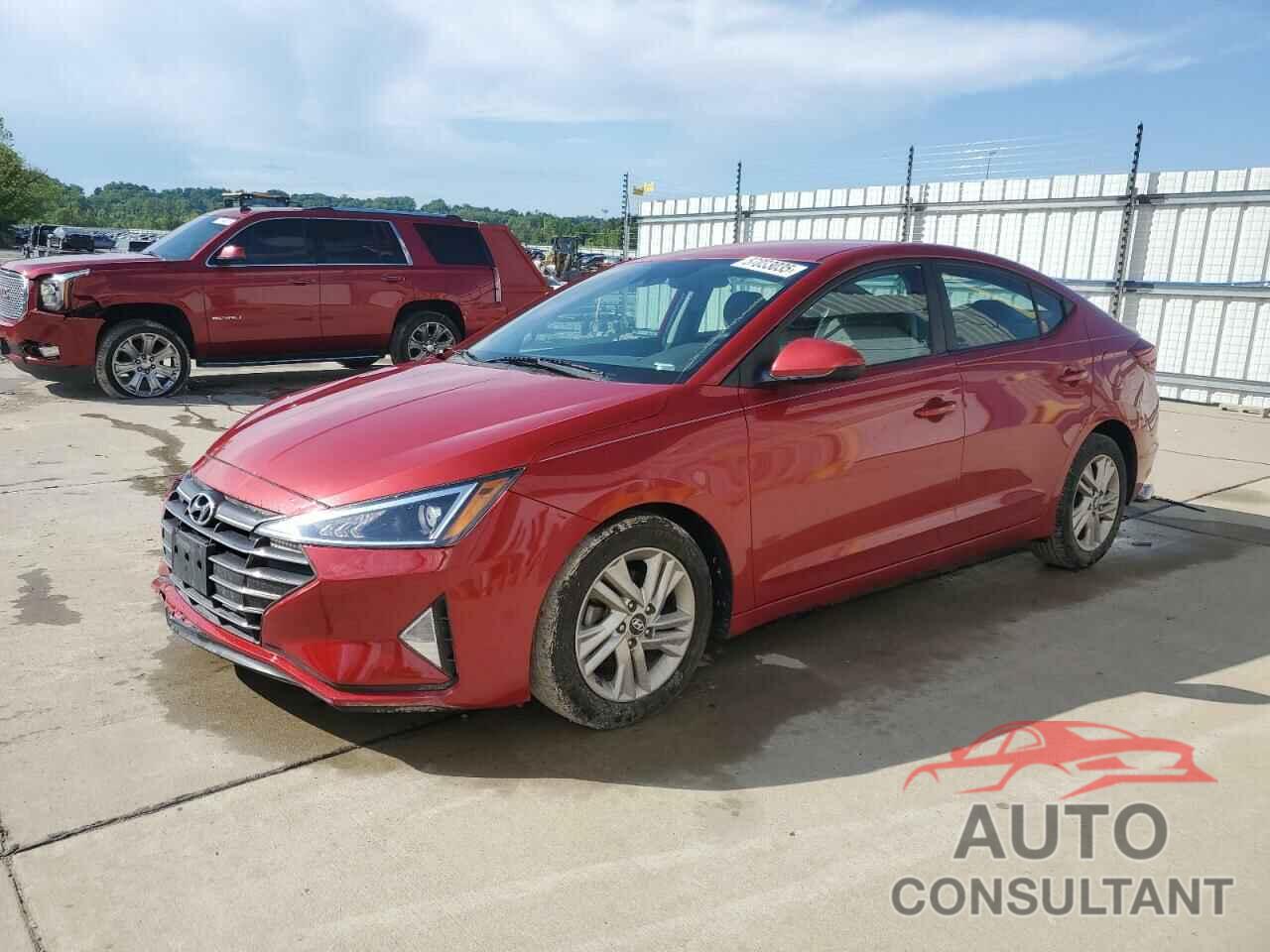 HYUNDAI ELANTRA 2019 - 5NPD84LF9KH476111