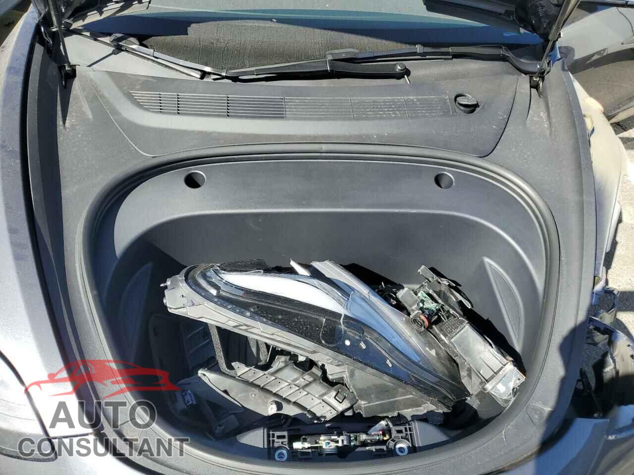 TESLA MODEL 3 2023 - 5YJ3E1EB4PF675974