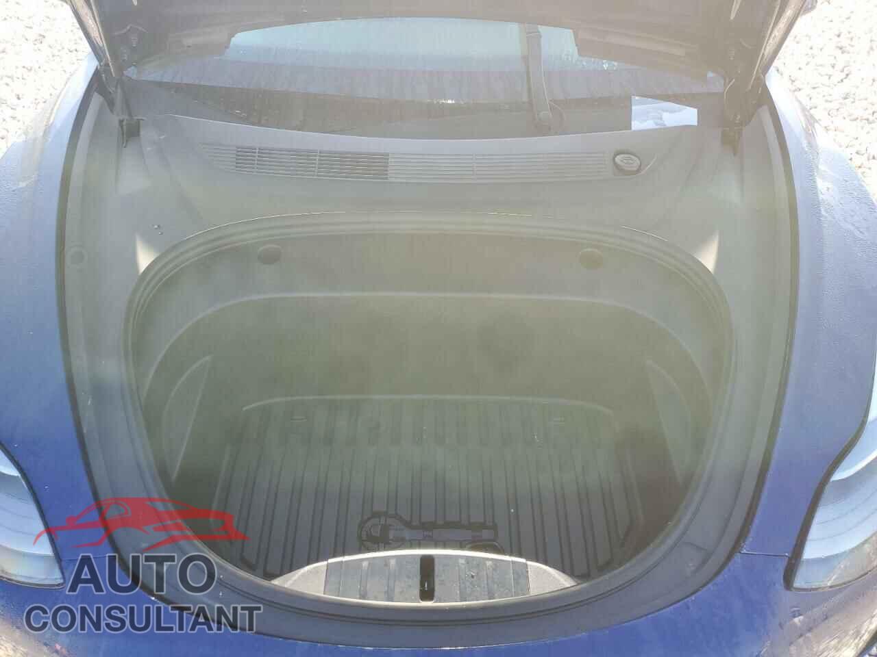 TESLA MODEL 3 2022 - 5YJ3E1EB4NF305072