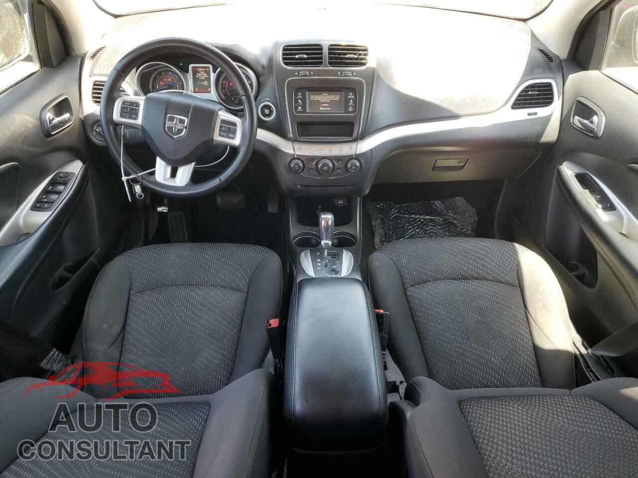 DODGE JOURNEY 2017 - 3C4PDCBG7HT547666