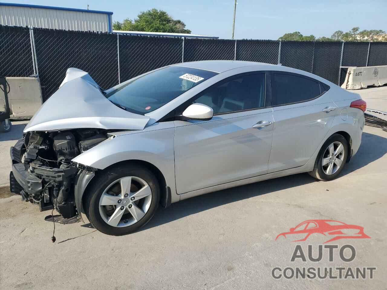 HYUNDAI ELANTRA 2013 - KMHDH4AE5DU814277