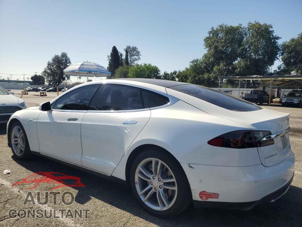 TESLA MODEL S 2014 - 5YJSA1S13EFP56559