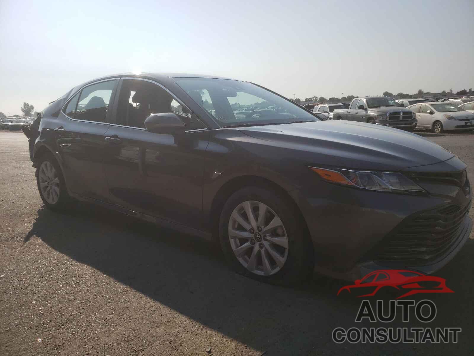 TOYOTA CAMRY 2019 - 4T1B11HK5KU181850