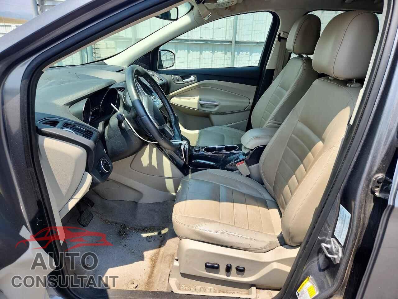 FORD ESCAPE 2014 - 1FMCU0J96EUE25197