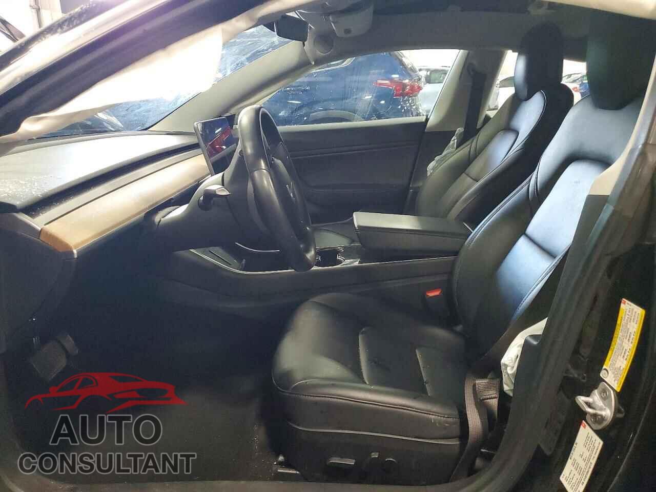 TESLA MODEL 3 2018 - 5YJ3E1EB9JF182170