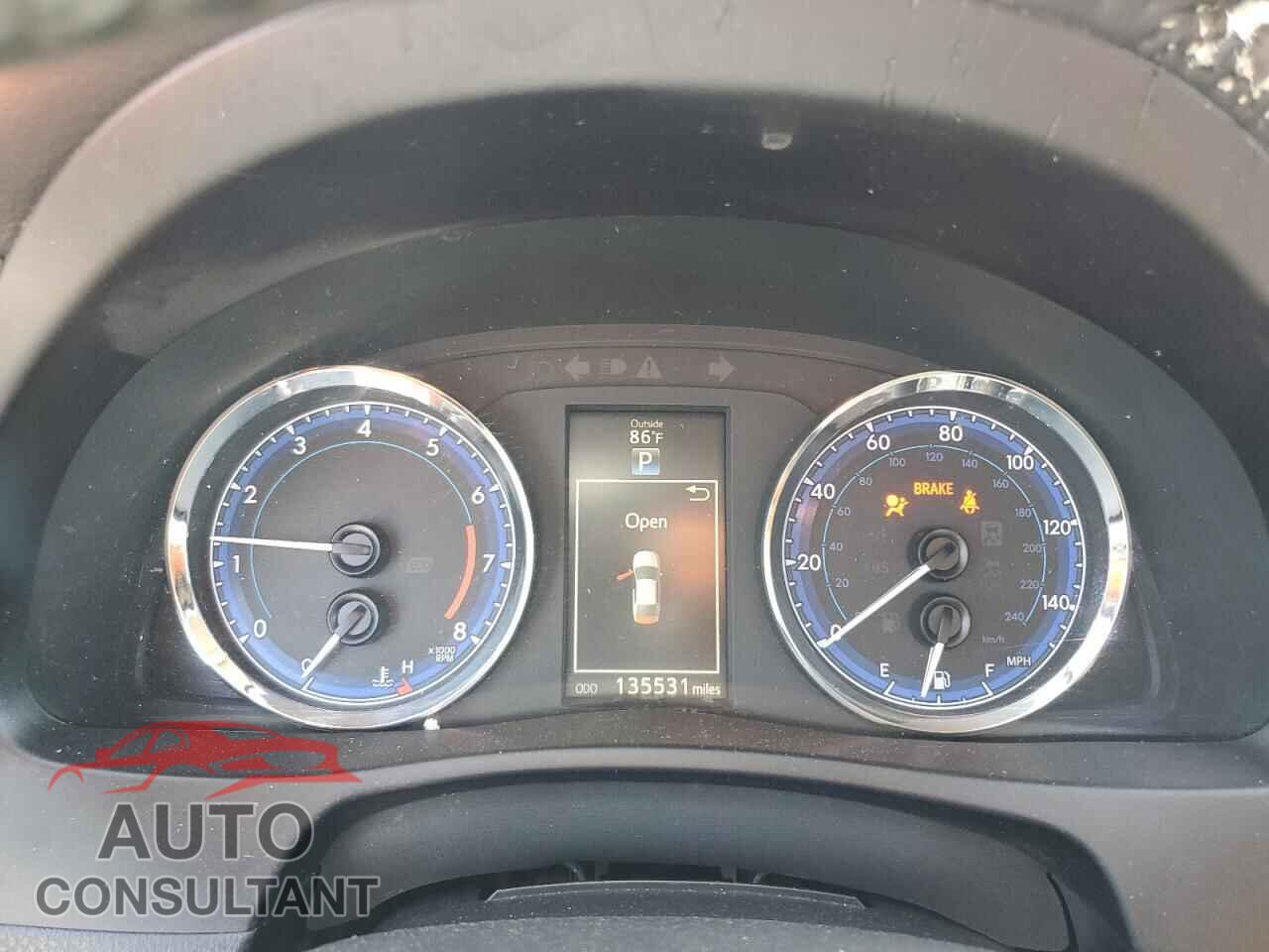 TOYOTA COROLLA 2017 - 5YFBURHE7HP685651