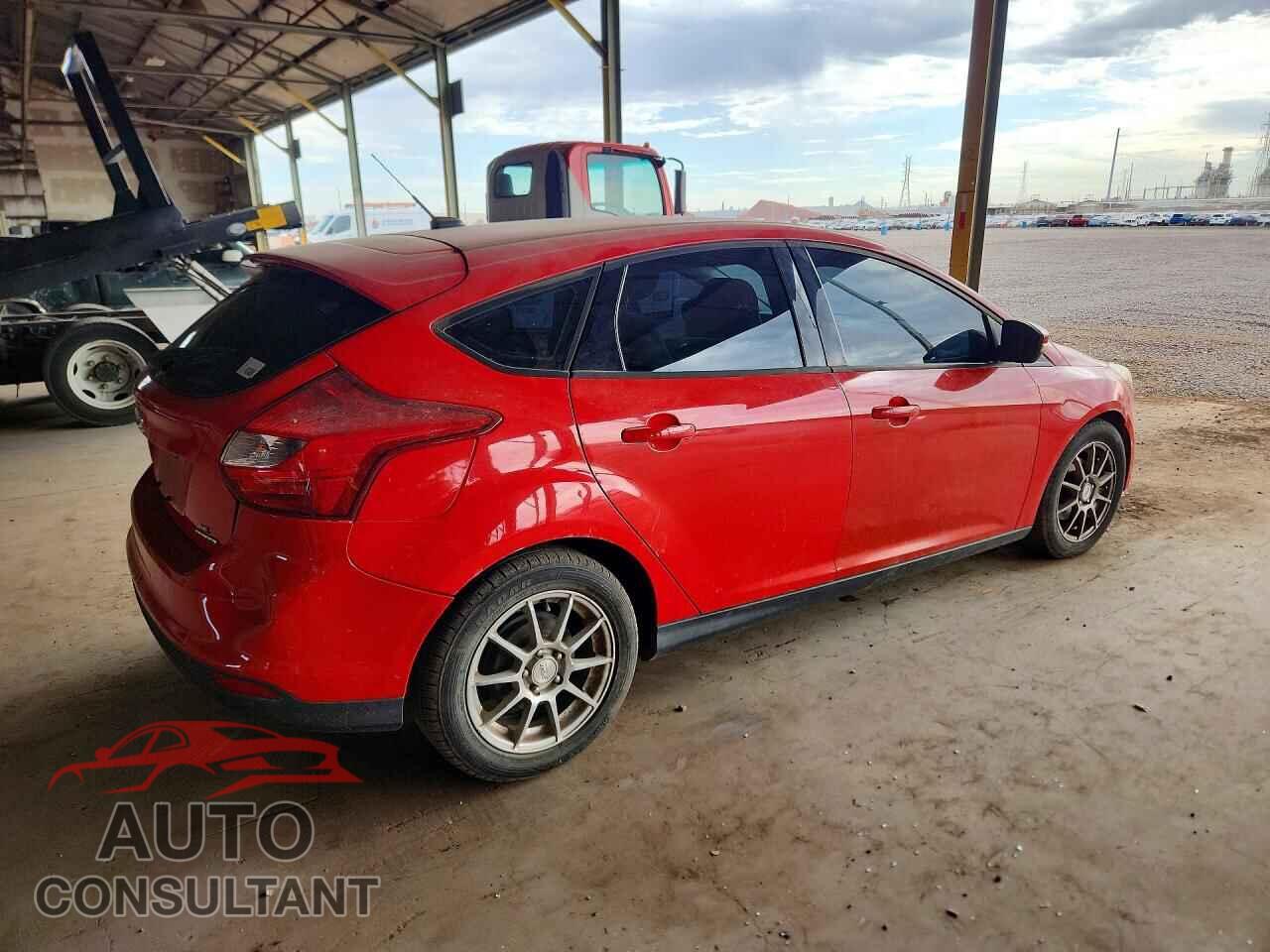 FORD FOCUS 2013 - 1FADP3K26DL213753