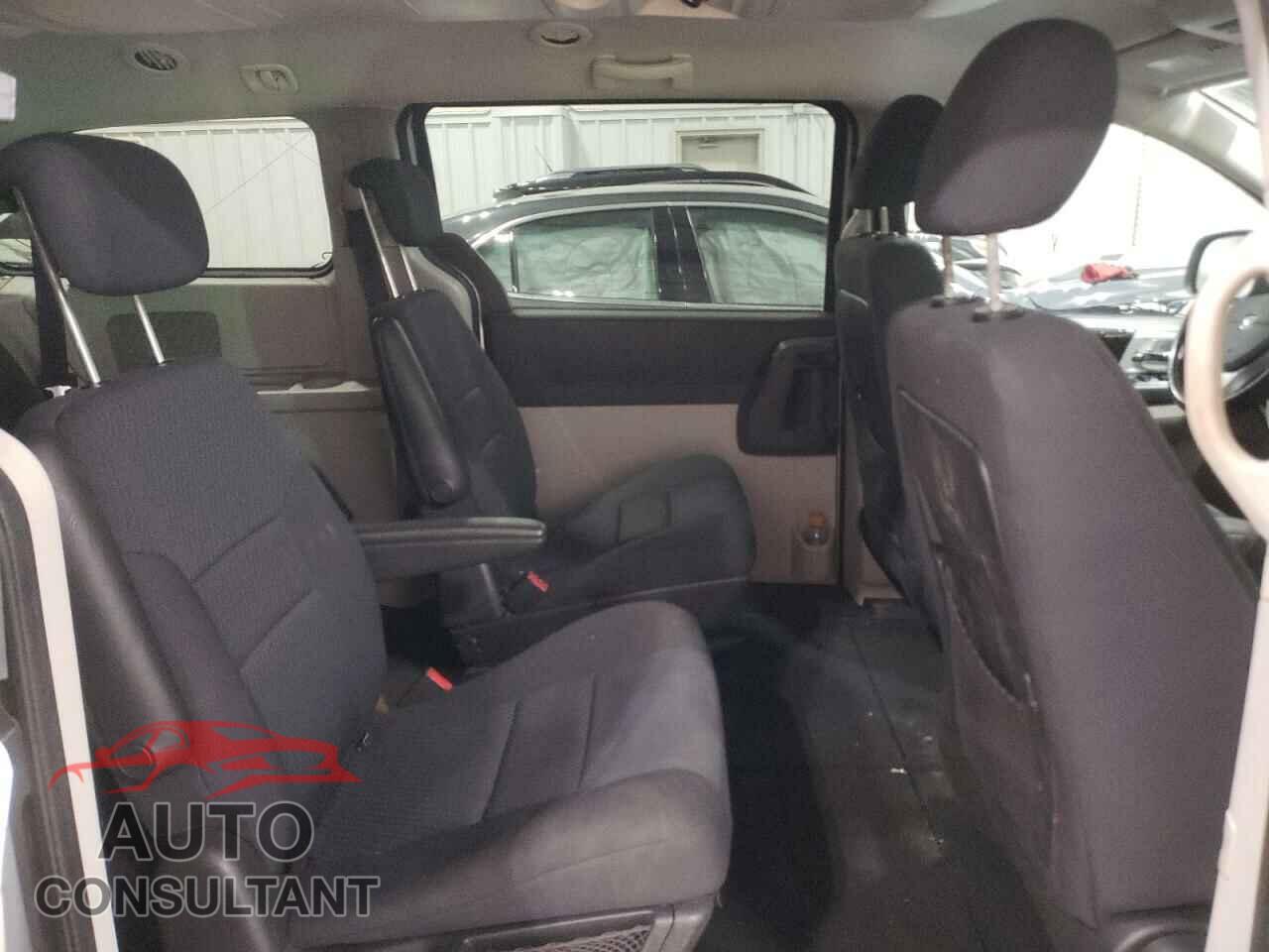 DODGE CARAVAN 2010 - 2D4RN5D14AR107359