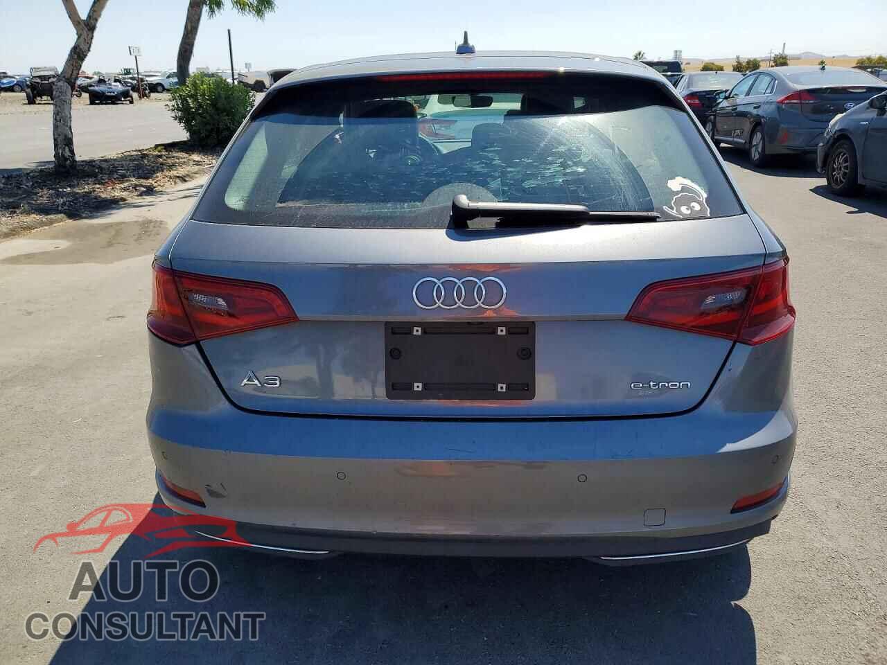 AUDI A3 2016 - WAUTPBFF0GA048812