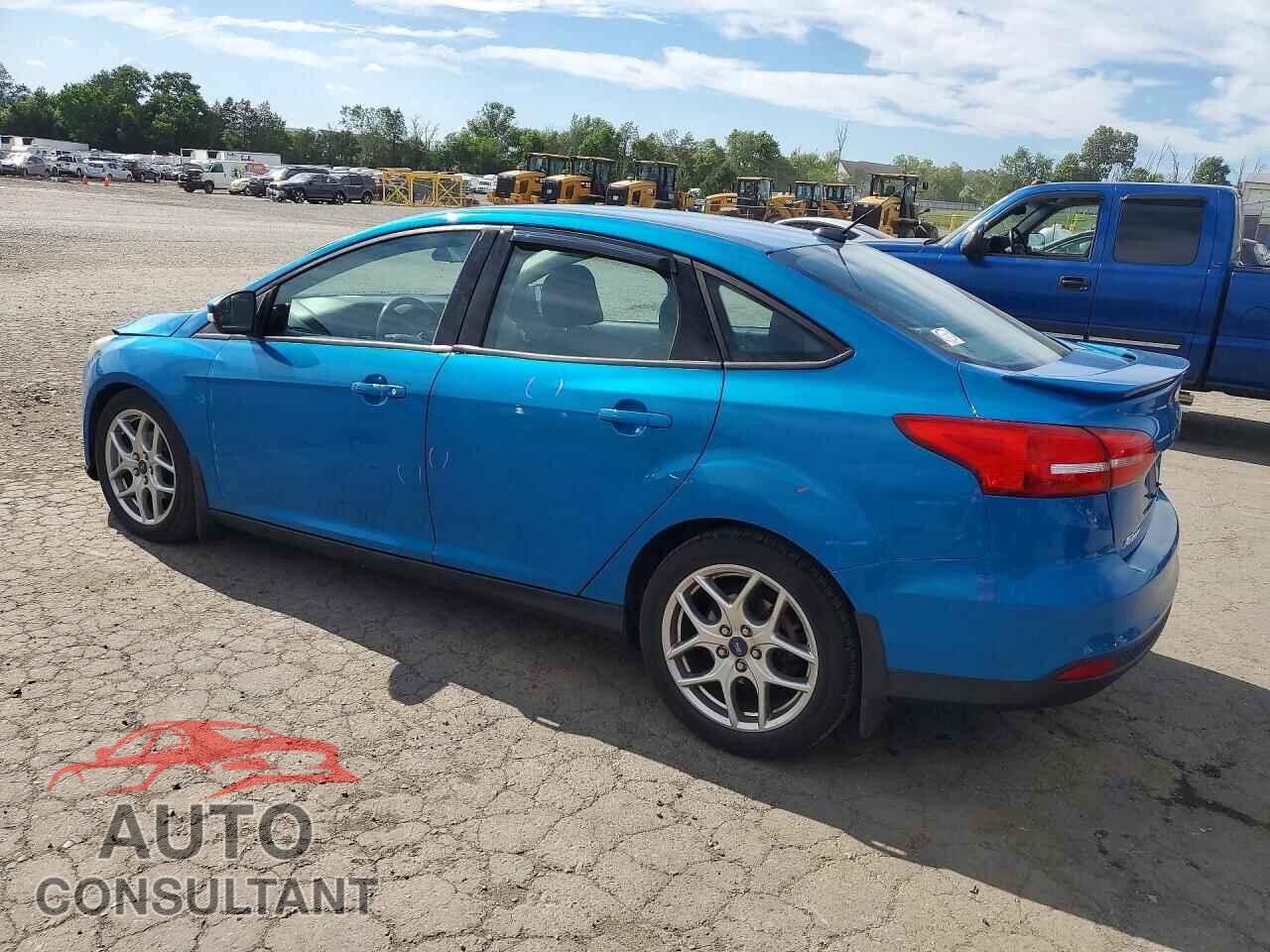 FORD FOCUS 2015 - 1FADP3F29FL229359