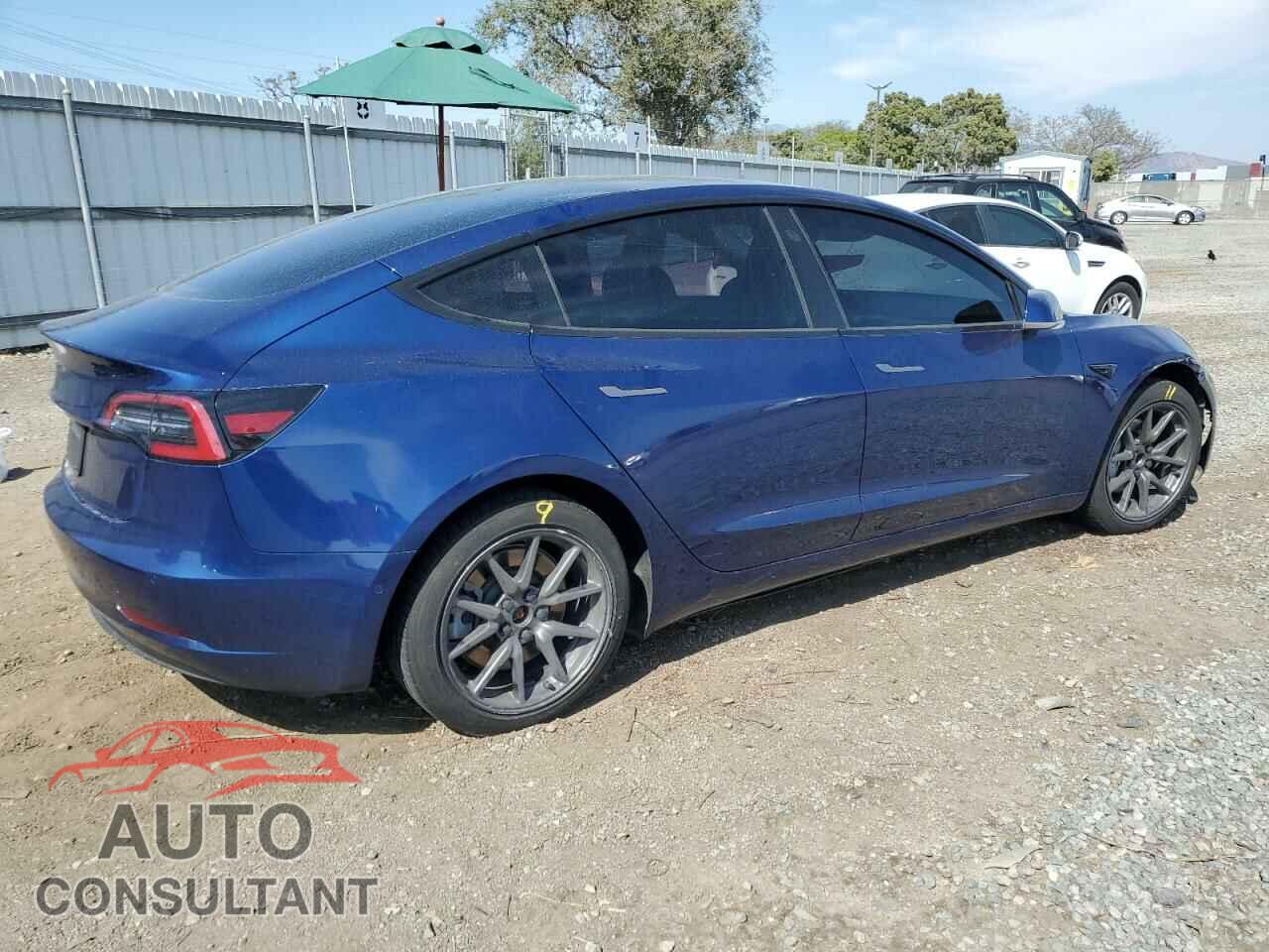 TESLA MODEL 3 2019 - 5YJ3E1EAXKF313910