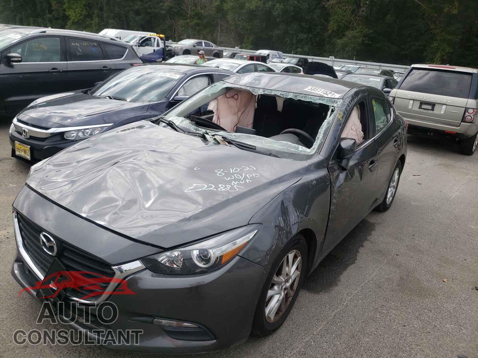MAZDA 3 2017 - 3MZBN1U73HM111249
