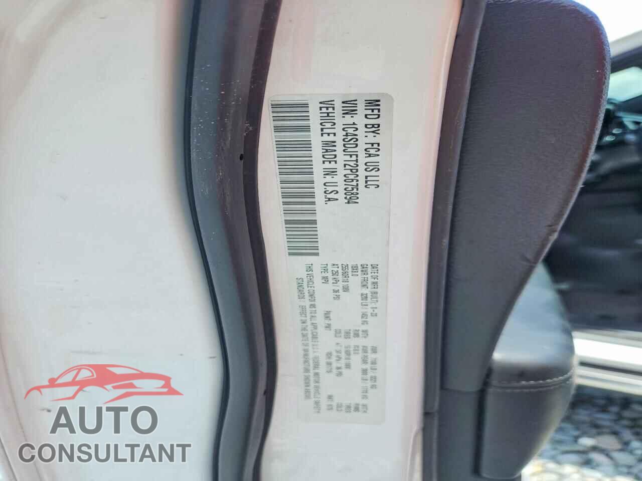 DODGE DURANGO 2023 - 1C4SDJFT2PC675894