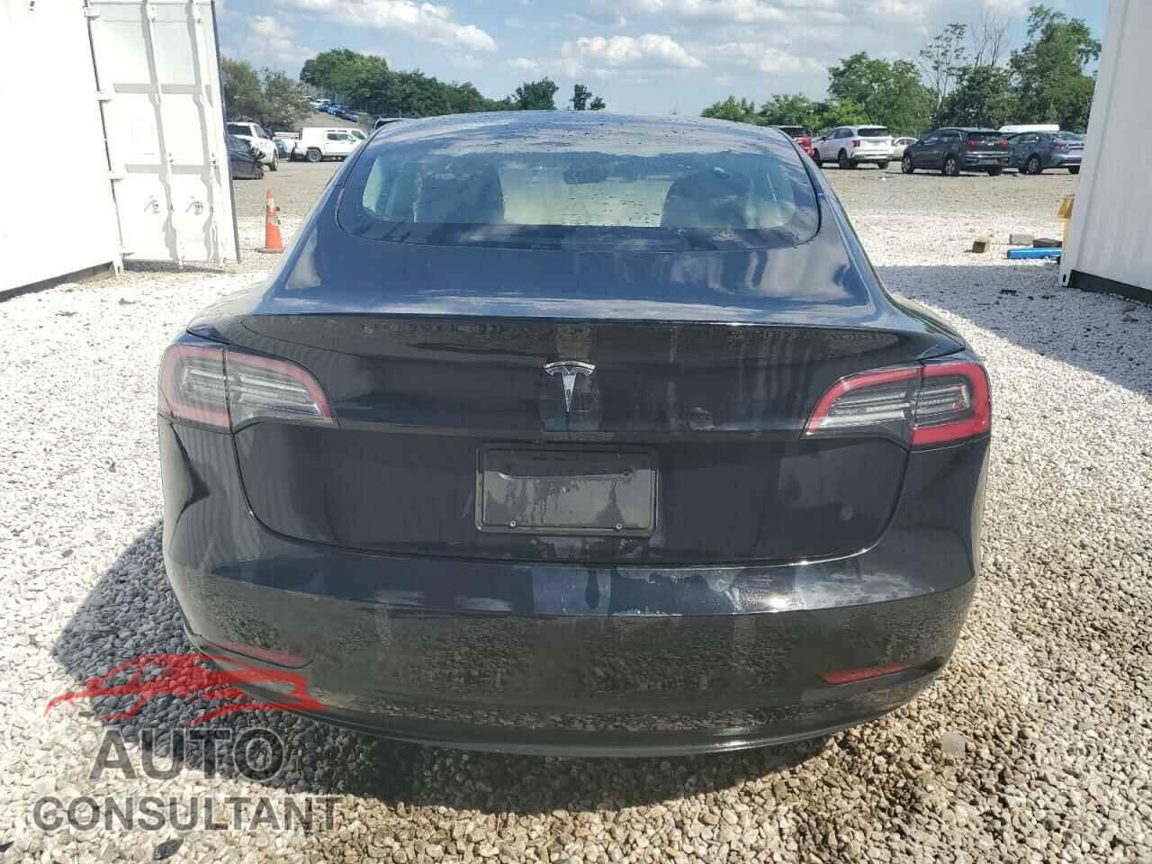 TESLA MODEL 3 2022 - 5YJ3E1EA3NF287915