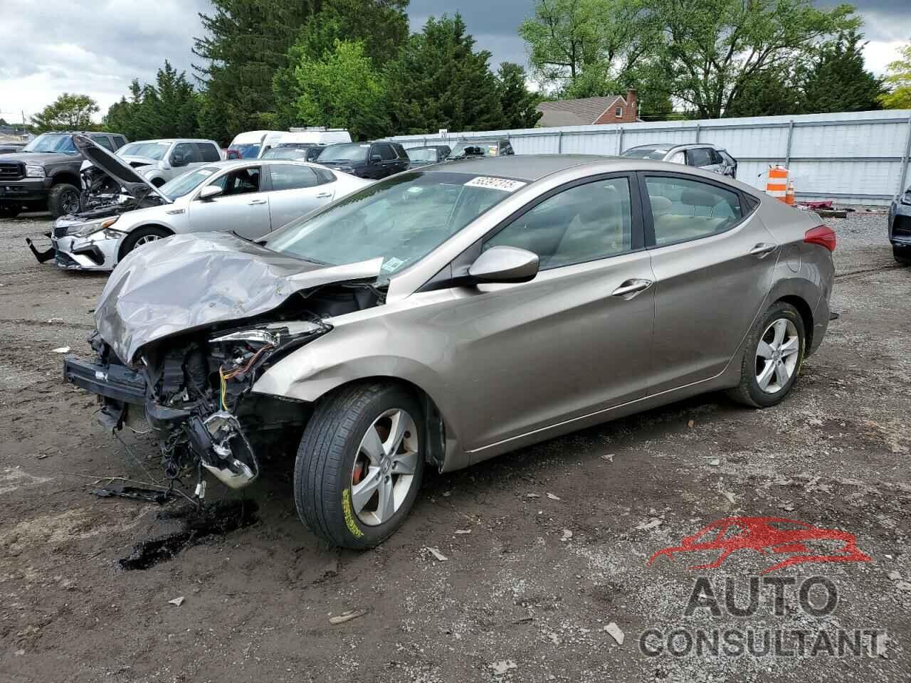 HYUNDAI ELANTRA 2013 - 5NPDH4AE1DH440507