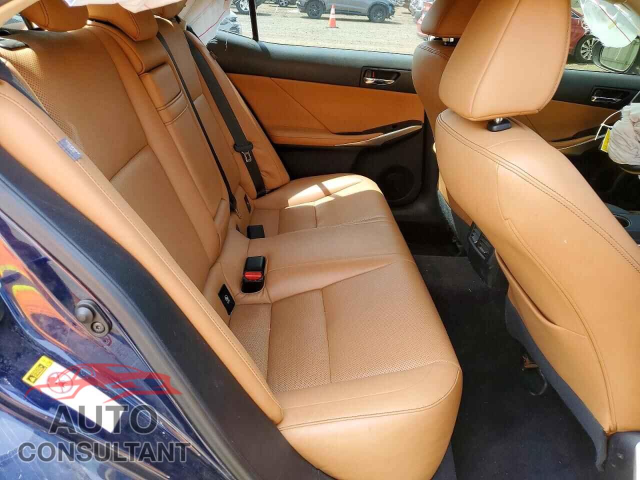 LEXUS IS 2014 - JTHCF1D26E5004219