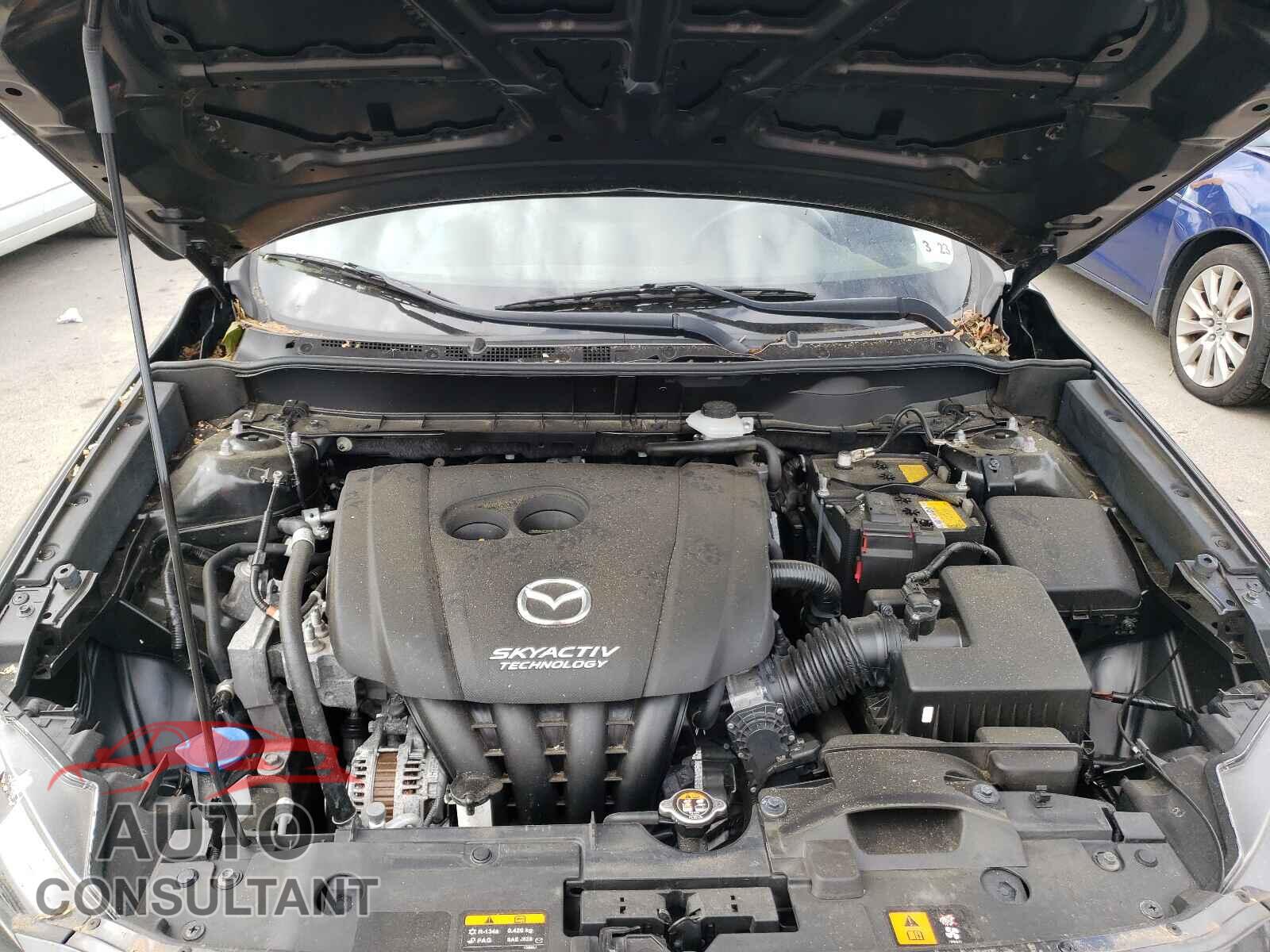 MAZDA CX-3 2018 - JM1DKFC73J0311527