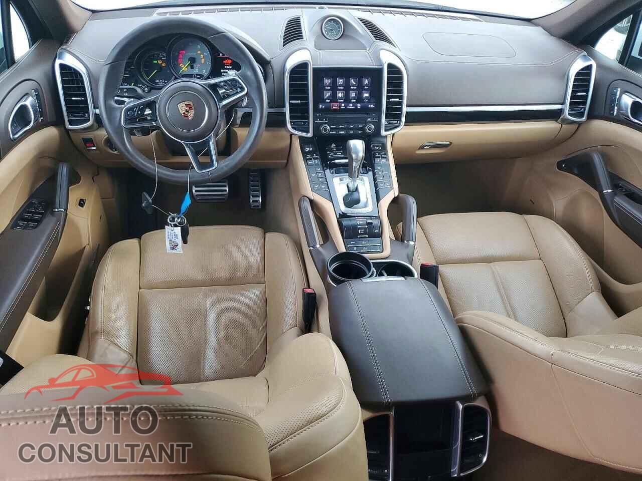 PORSCHE CAYENNE 2017 - WP1AE2A27HLA75059