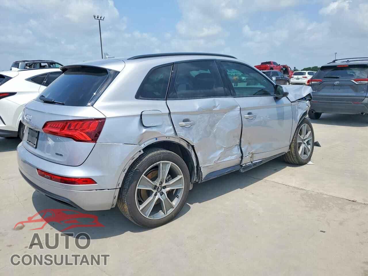 AUDI Q5 2019 - WA1BNAFY4K2040743