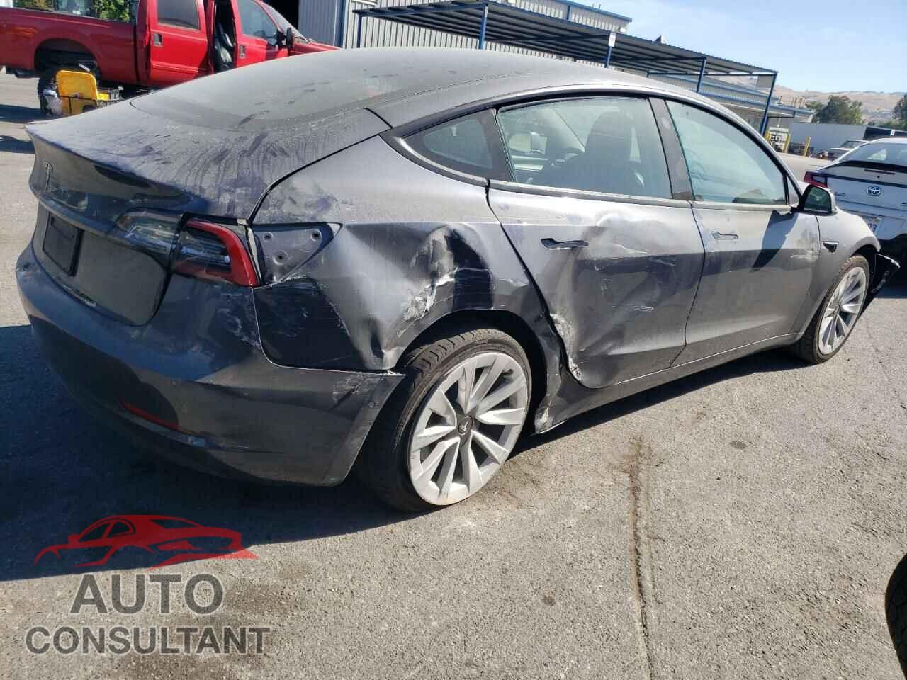 TESLA MODEL 3 2022 - 5YJ3E1EA8NF144555