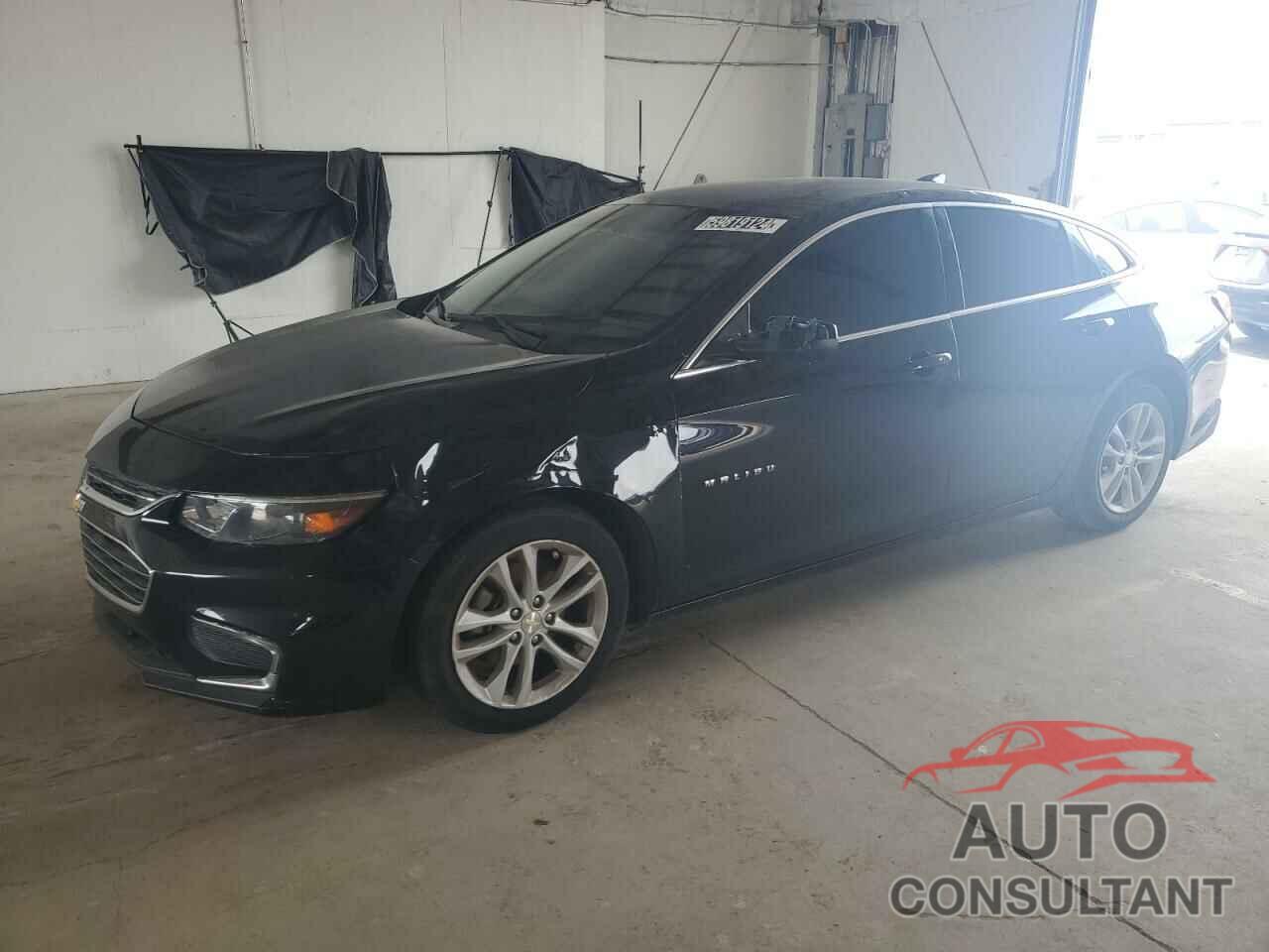 CHEVROLET MALIBU 2017 - 1G1ZE5ST7HF218211