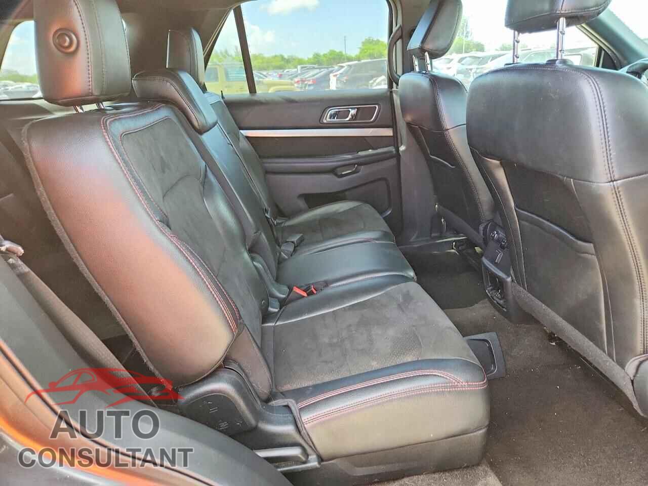 FORD EXPLORER 2018 - 1FM5K7DH3JGB75212