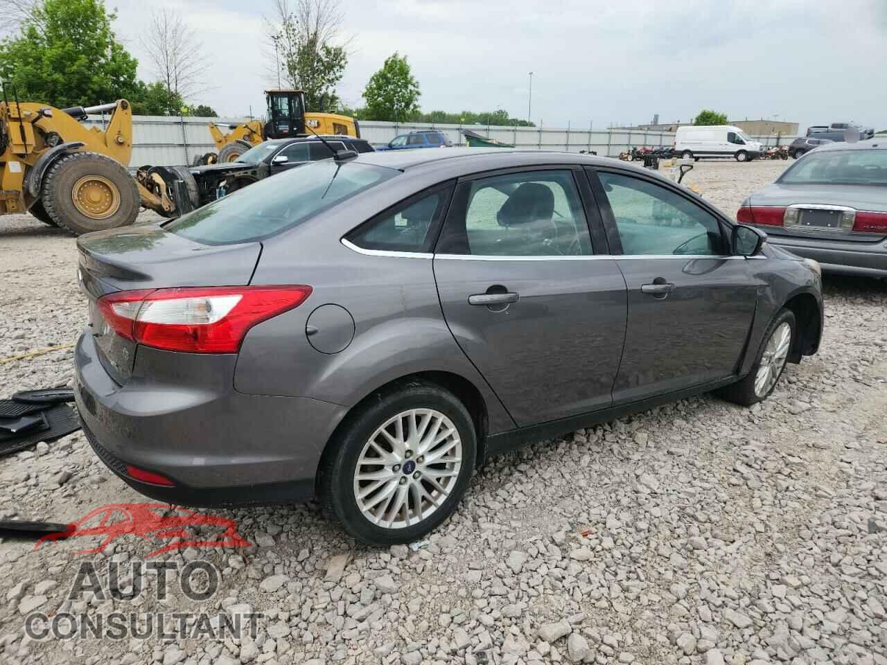 FORD FOCUS 2012 - 1FAHP3H26CL413006