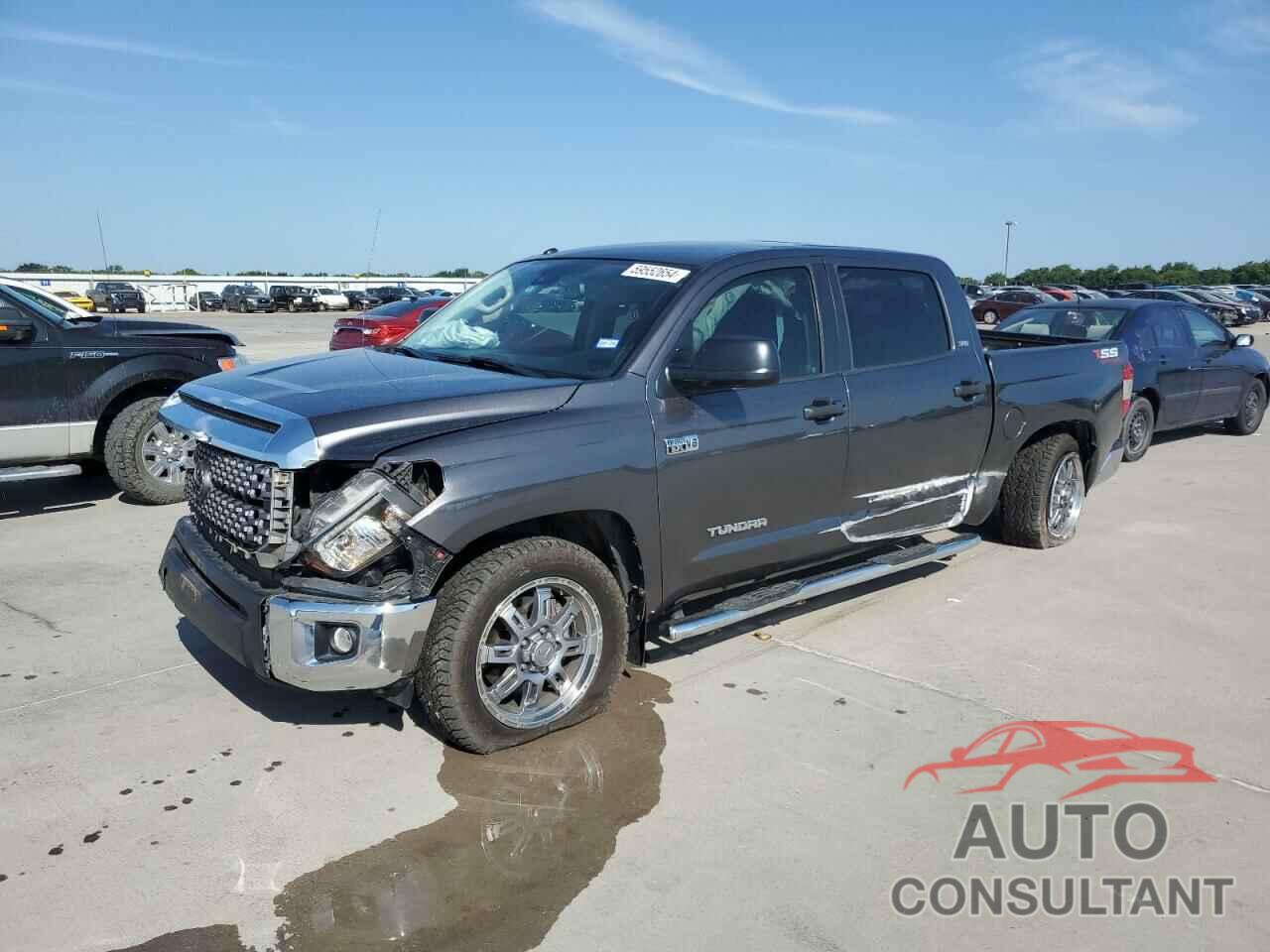 TOYOTA TUNDRA 2019 - 5TFDW5F12KX867018