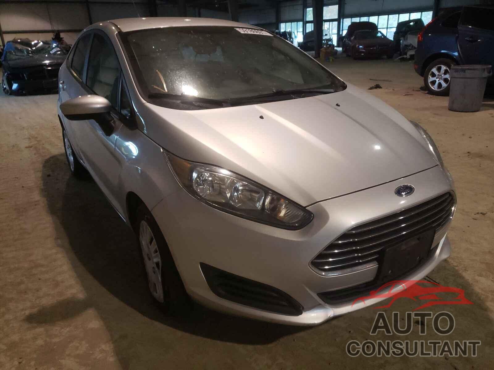FORD FIESTA 2016 - 3FADP4AJ8GM120444